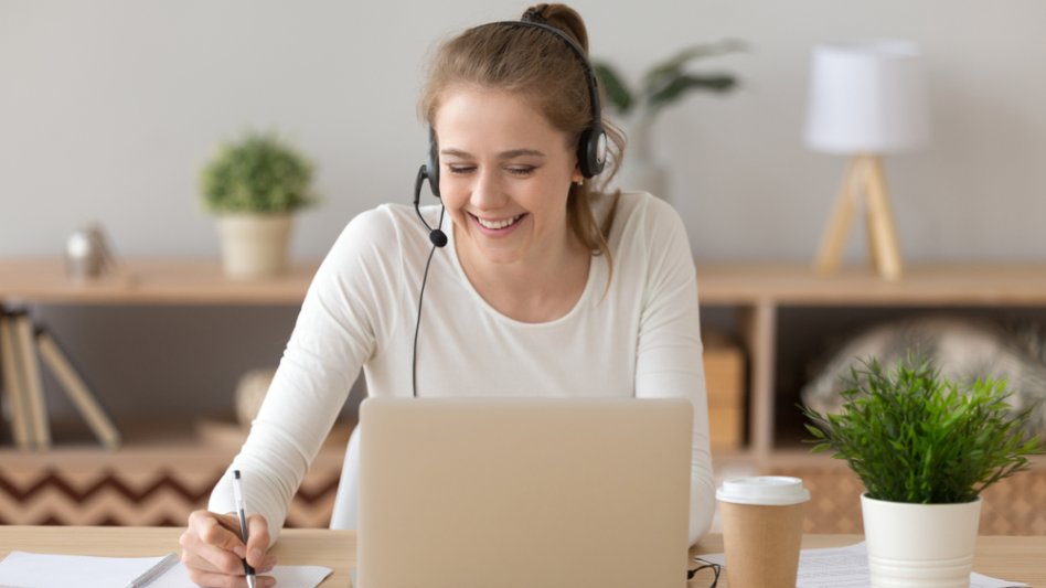 Τηλεργασία: 10 ψαγμένα gadgets για το απόλυτο home office!