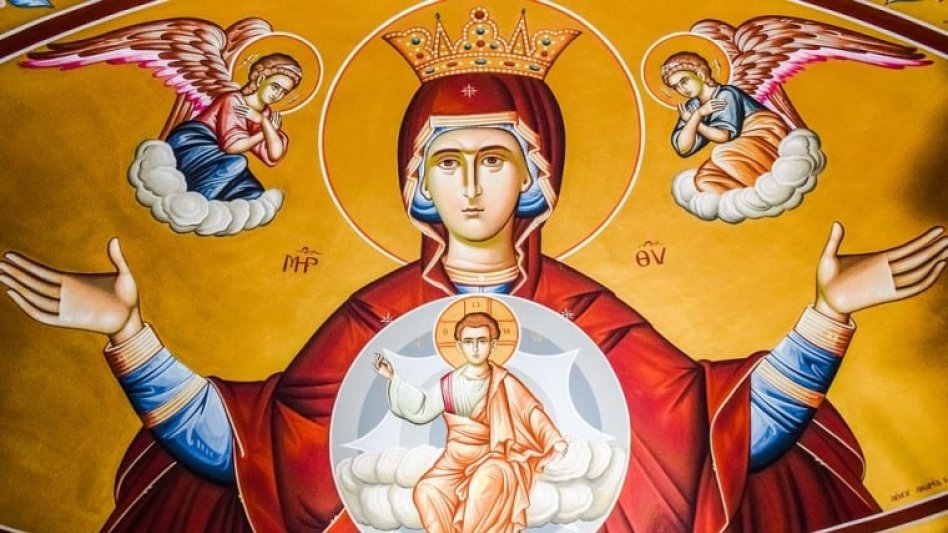 Η Παναγία, σύμβολο αγάπης ελπίδας και προστασίας!