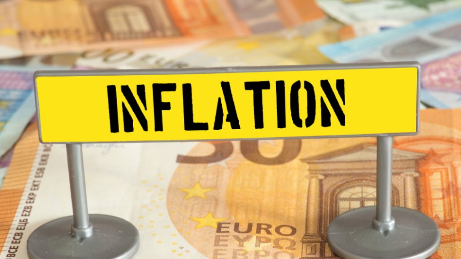 Με πληθωρισμό 22%, ποια θα είναι τα τα αντανακλαστικά της ασφαλιστικής αγοράς;