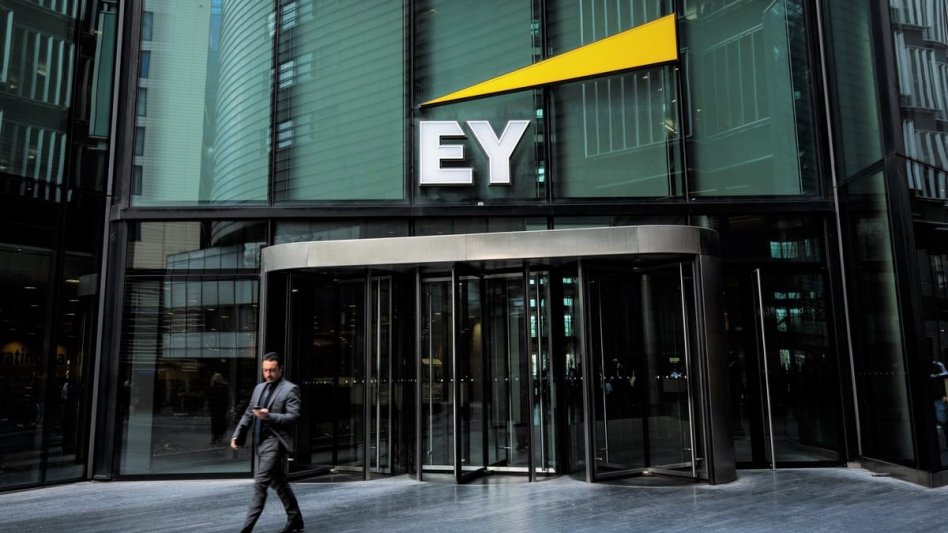 EY: Δύσκολη χρονιά για συμφωνίες στον κλάδο των επιστημών υγείας το 2022! - Τι προβλέπεται για το 2023;