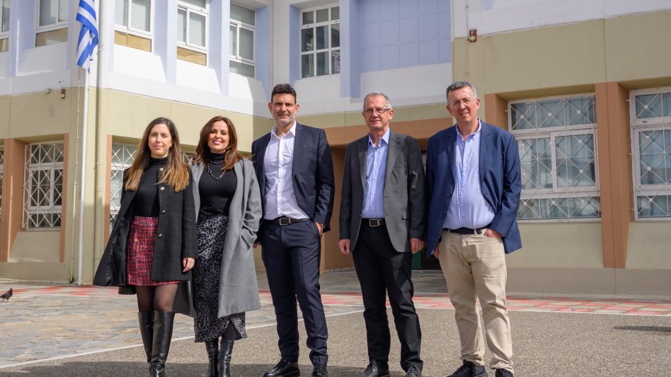 Η Pharmathen εξοπλίζει πλήρως το νέο επιστημονικό εργαστήριο του 3ου Γυμνασίου Γέρακα!