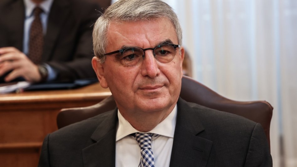 Π. Τσακλόγλου για εργαζόμενους συνταξιούχους: Το μέγιστο της παρακράτησης συνολικά δεν μπορεί να υπερβαίνει το δωδεκαπλάσιο της μηνιαίας εθνικής σύνταξης!