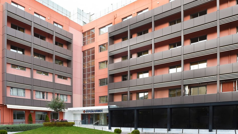 Ευρωκλινική Αθηνών: Ρομποτική Χειρουργική καρκίνου του παχέος εντέρου με χρήση Τεχνητής Νοημοσύνης!