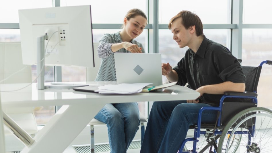 Πρόγραμμα 24 εκατ. ευρώ για «Προσβασιμότητα κατ’ οίκον» και ωφελούμενους 2.500 άτομα με αναπηρία, με πόρους RRF