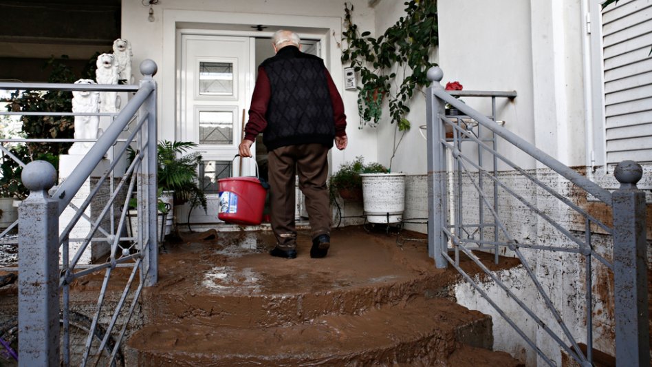 Το φθινόπωρο μπαίνει και επίσημα! Η κάλυψη κινδύνων που σχετίζονται με ακραία φυσικά φαινόμενα είναι απόλυτα επίκαιρη!