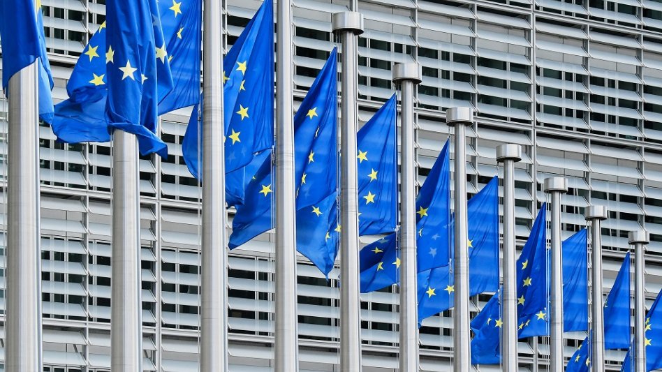 Οι στατιστικές του 2024 για την οδική ασφάλεια δείχνουν μεν ότι η κατάσταση βελτιώνεται, ωστόσο οι προκλήσεις παραμένουν