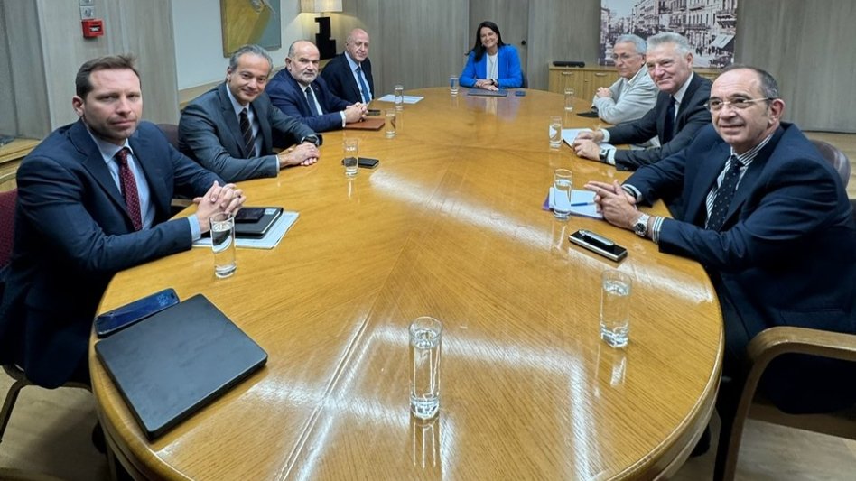 Τελικός γύρος διαβουλεύσεων της ΥΠΕΚΑ Ν. Κεραμέως με τους εκπροσώπους των Εθνικών Κοινωνικών Εταίρων για την ενίσχυση των συλλογικών διαπραγματεύσεων