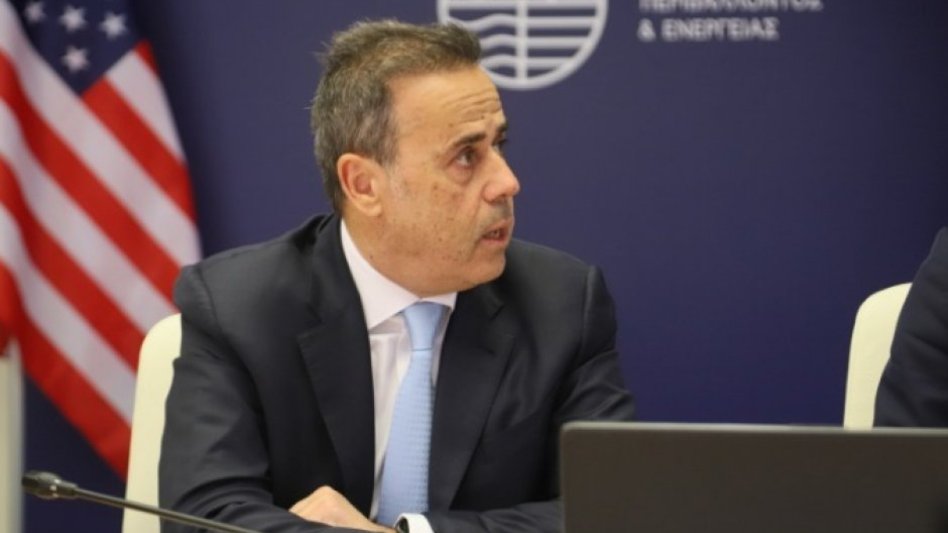 Δυσφορία ΗΠΑ κατά ΕΕ για τον Κάθετο Διάδρομο, εφιαλτικό σενάριο για πετρέλαιο στα 200 δολ. το λάθος της ΕΚΤ με τα επιτόκια, συμμαχία ισχυρών για το «ελληνικό Νetflix»