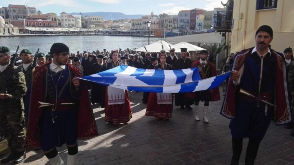 Με λαμπρότητα οι εκδηλώσεις για την Ένωση της Κρήτης με την Ελλάδα (φωτό)