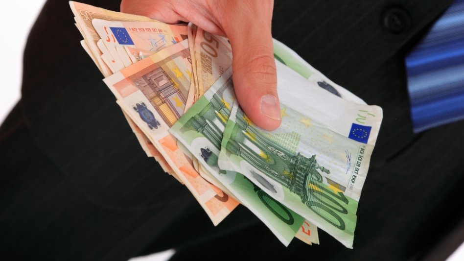 Διευκρινίσεις για τις εισφορές που καταβάλλονται στον ΟΑΕΕ