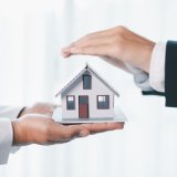 Εθνική Ασφαλιστική: Τι σημαίνει κρατική αρωγή στο 100% για κατοικίες; Τι αλλάζει με τη νέα ρύθμιση και τι πρέπει να γνωρίζουν οι ιδιοκτήτες κατοικιών
