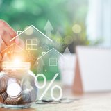 Στεγαστικά δάνεια: Άνοδος 35% στις εκταμιεύσεις – Στο 2,89% το σταθερό επιτόκιο έως 5 έτη, πολύ χαμηλότερα από την ευρωζώνη