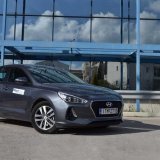 hyundai-i30-16-crdi_dct_ok-anoigma
