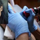 depositphotos-223922102-stock-video-needle-tattoo-machines-inject-a