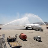 h_united_airlines_egkainiazei_kathimerines_apeytheias_ptiseis_syndeontas_tin_athina_kai_tin_oyasingkton