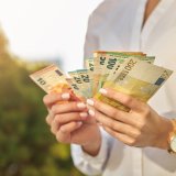 shutterstock_2082607165